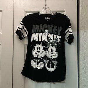 Disney Mickey and Minnie T-shirt
